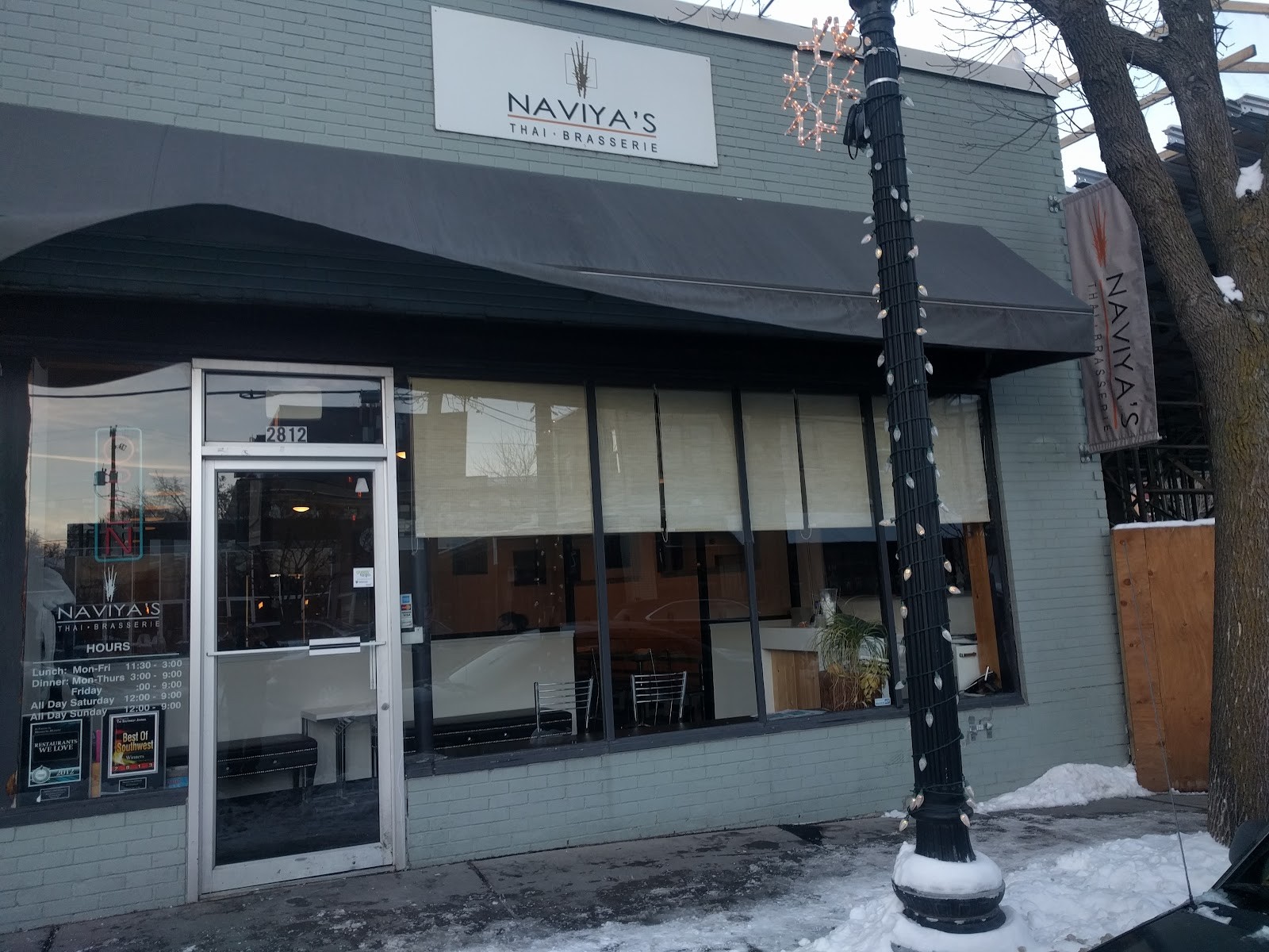 Naviya's Thai Kitchen: the place