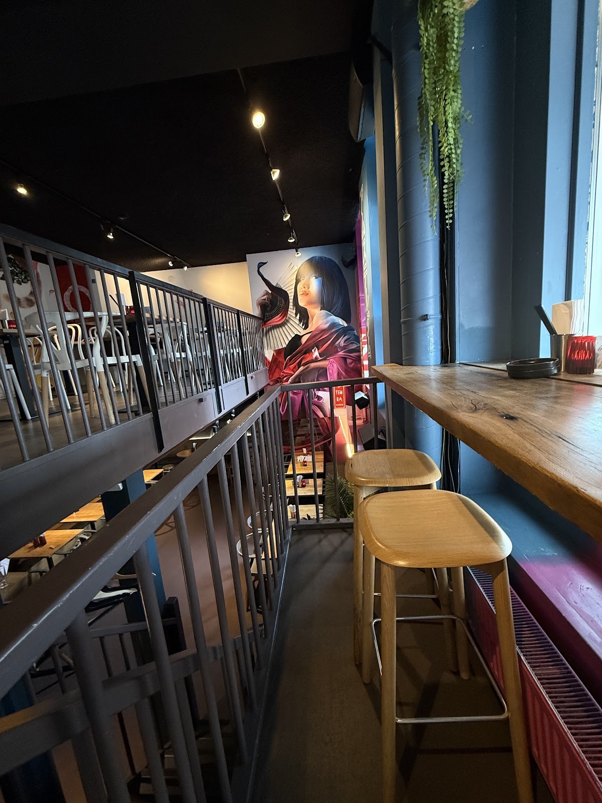 OTEMBA RAMEN – WEST: the place