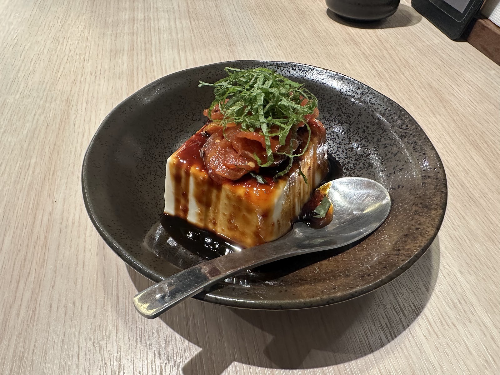 Root Ramen: food & drinks