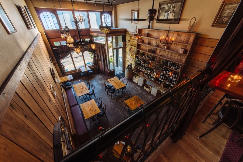 Corkscrew Wine Bar: photo 4