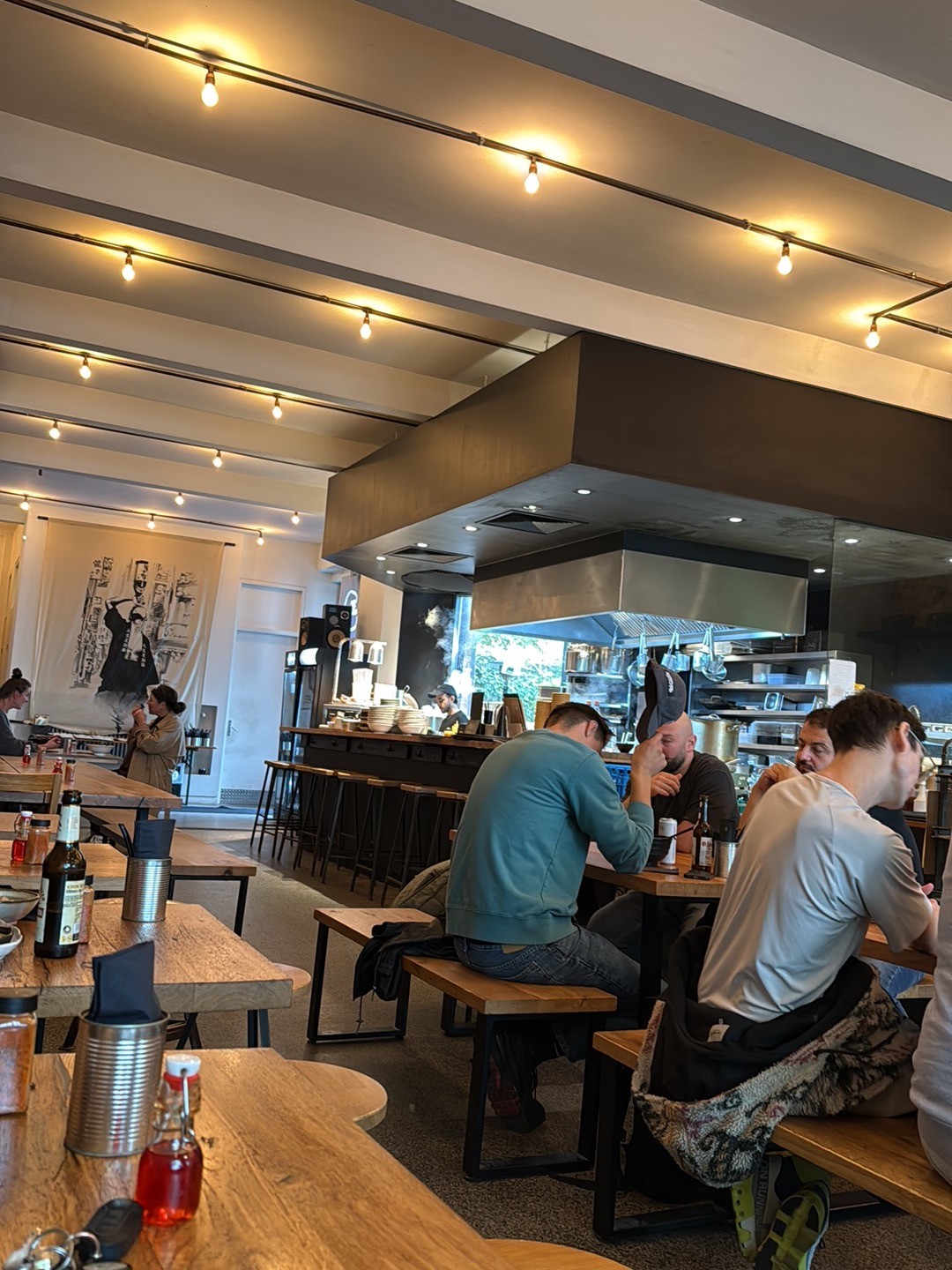 Buya Izakaya Ramen: the place