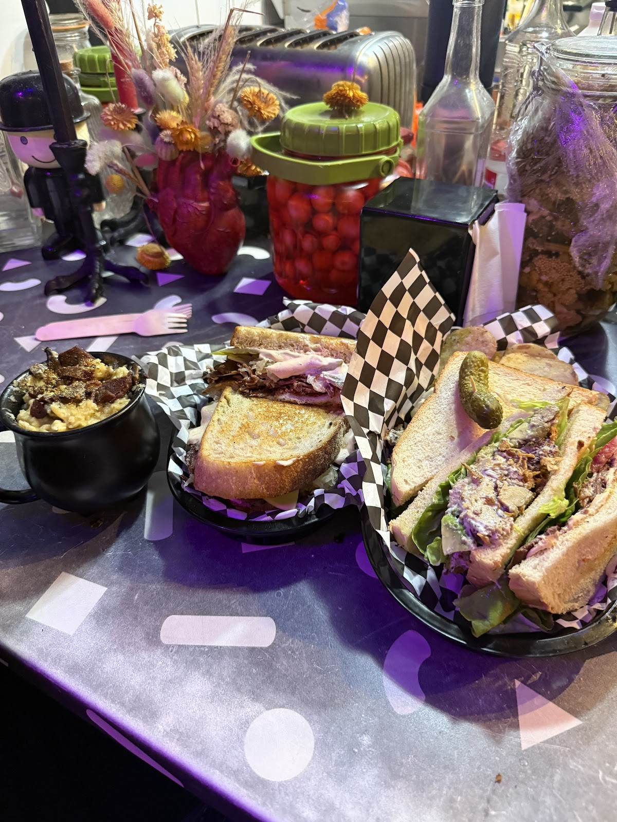 The Coven of Wiches: food & drinks