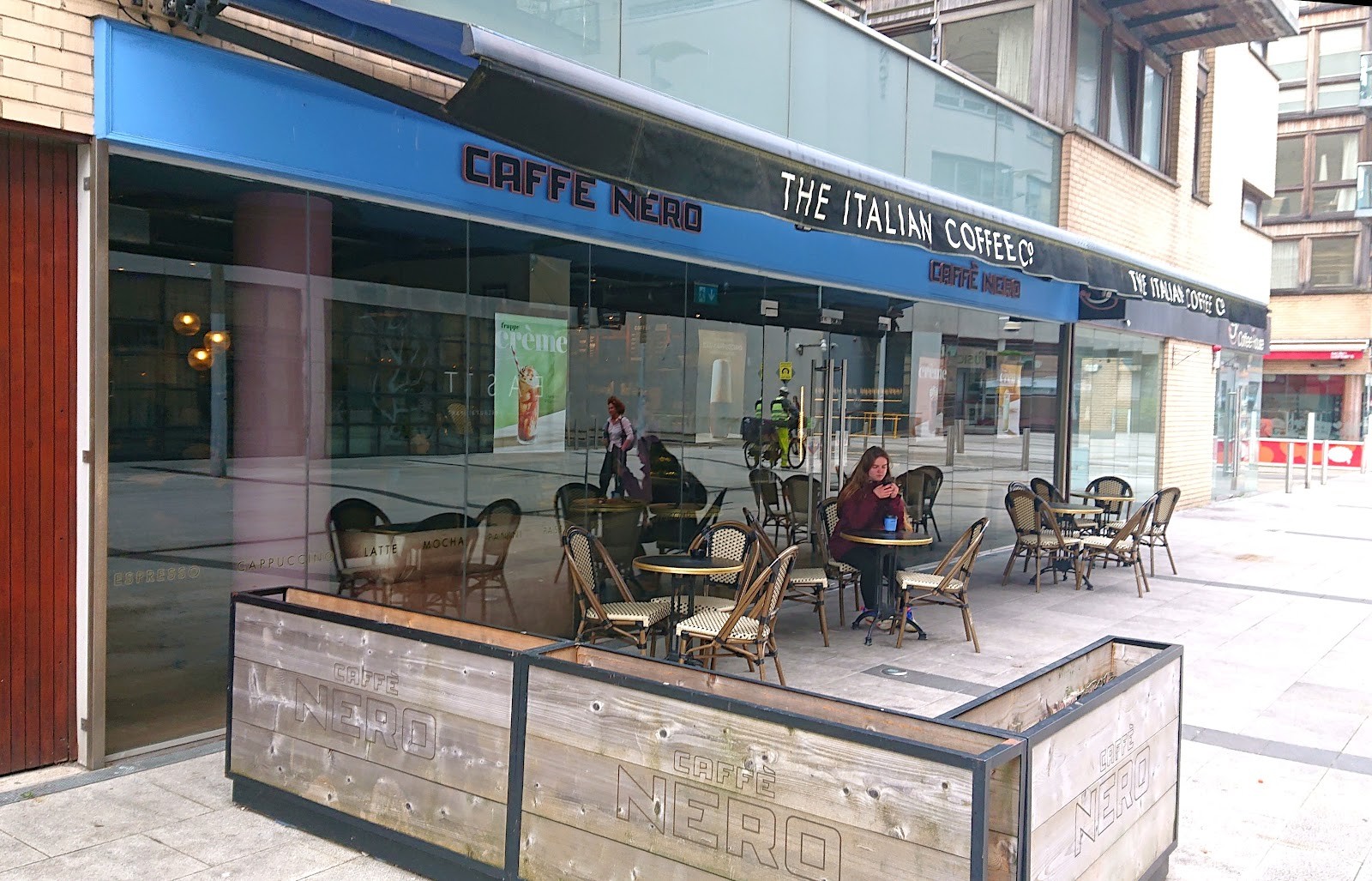 Caffè Nero: the place