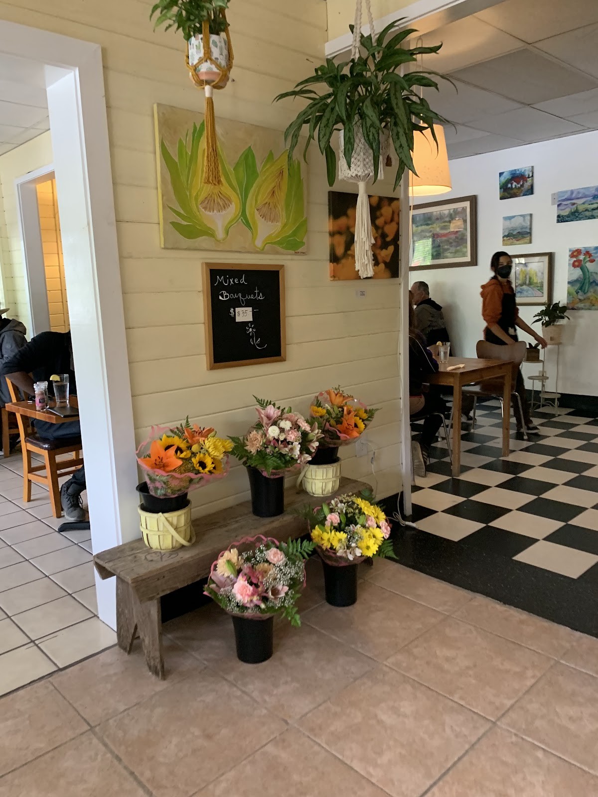 Soups & Such Cafe: the place