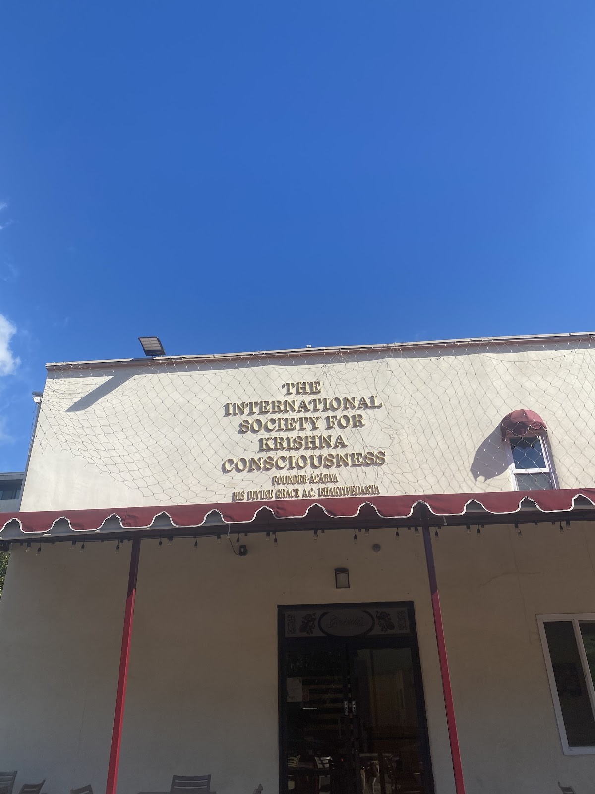 Govinda's Natural Foods Cafe: the place