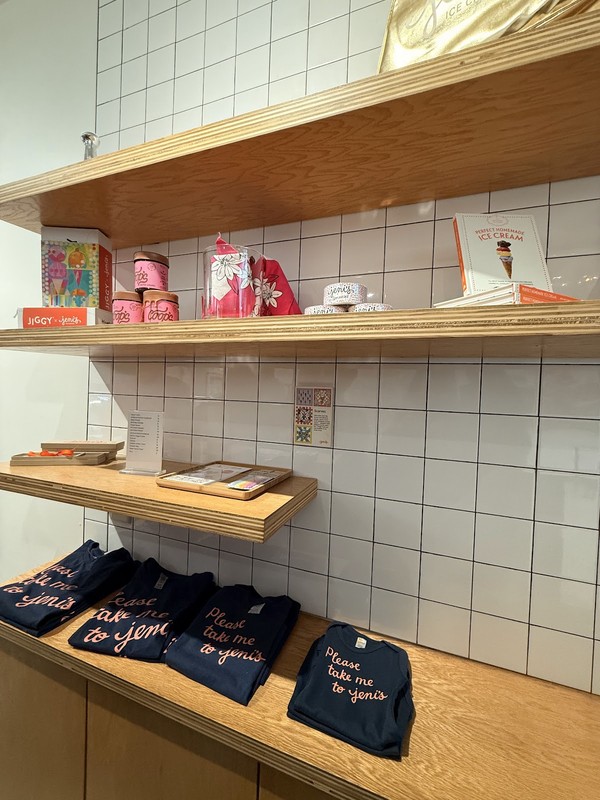 Jeni's Splendid Ice Creams: photo
