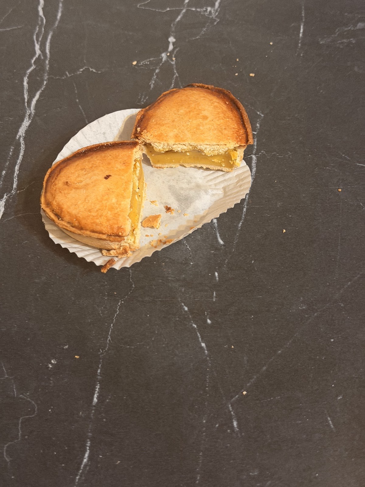 Leccornie Pasticceria Vegana: food & drinks