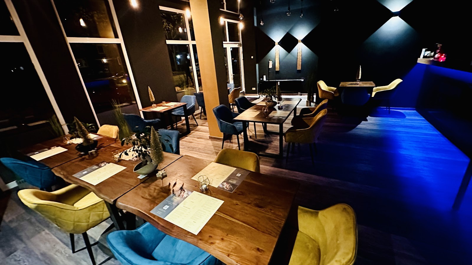 SUSHIMEN: the place