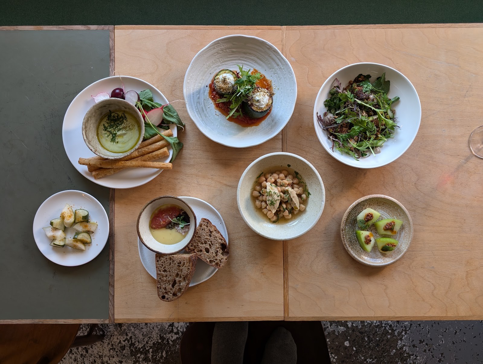 Naifs: food & drinks