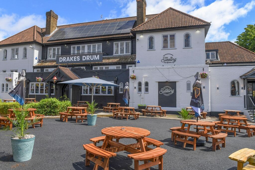 The Drakes Drum: the place