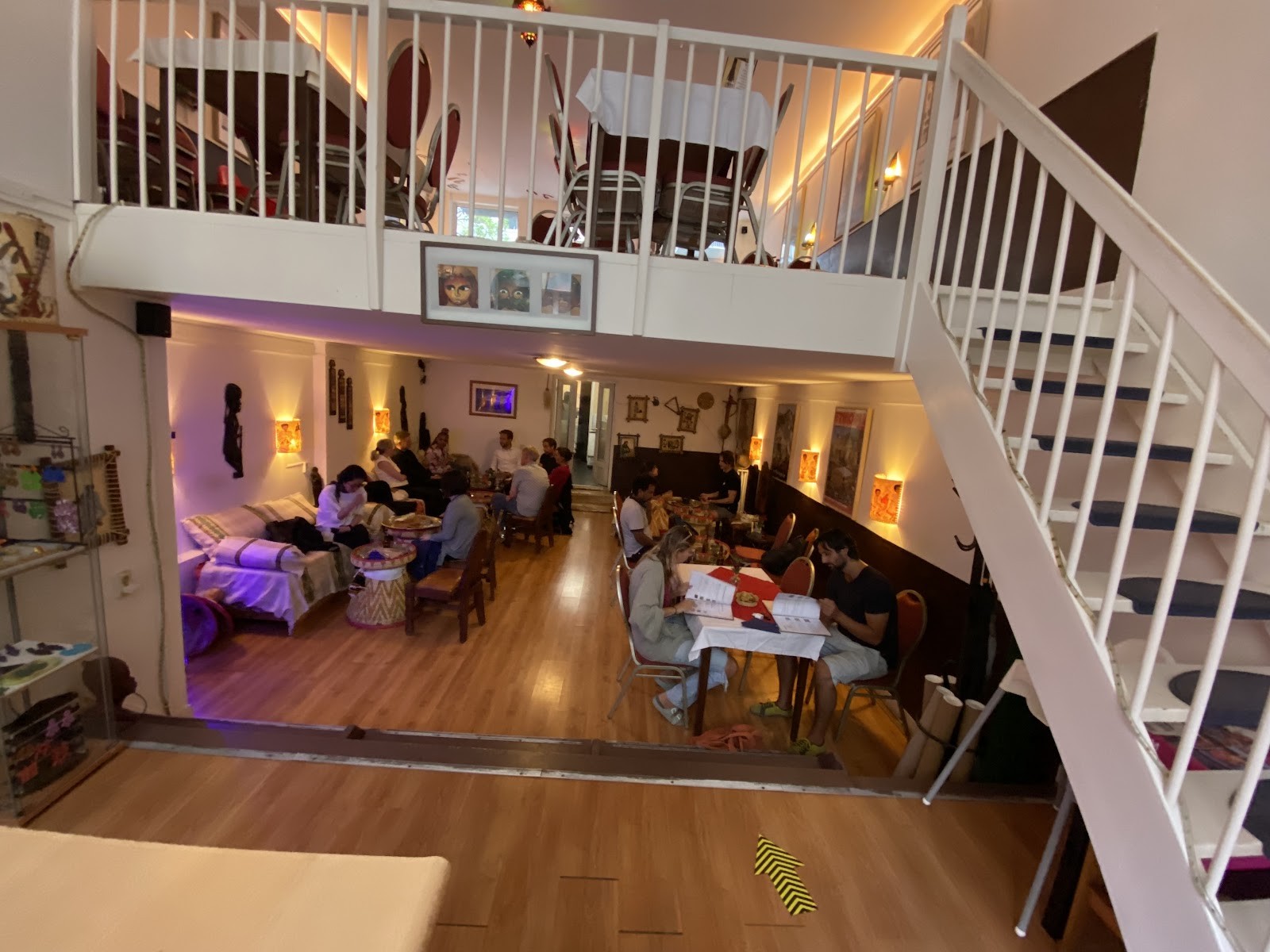 Axum Restaurant: the place