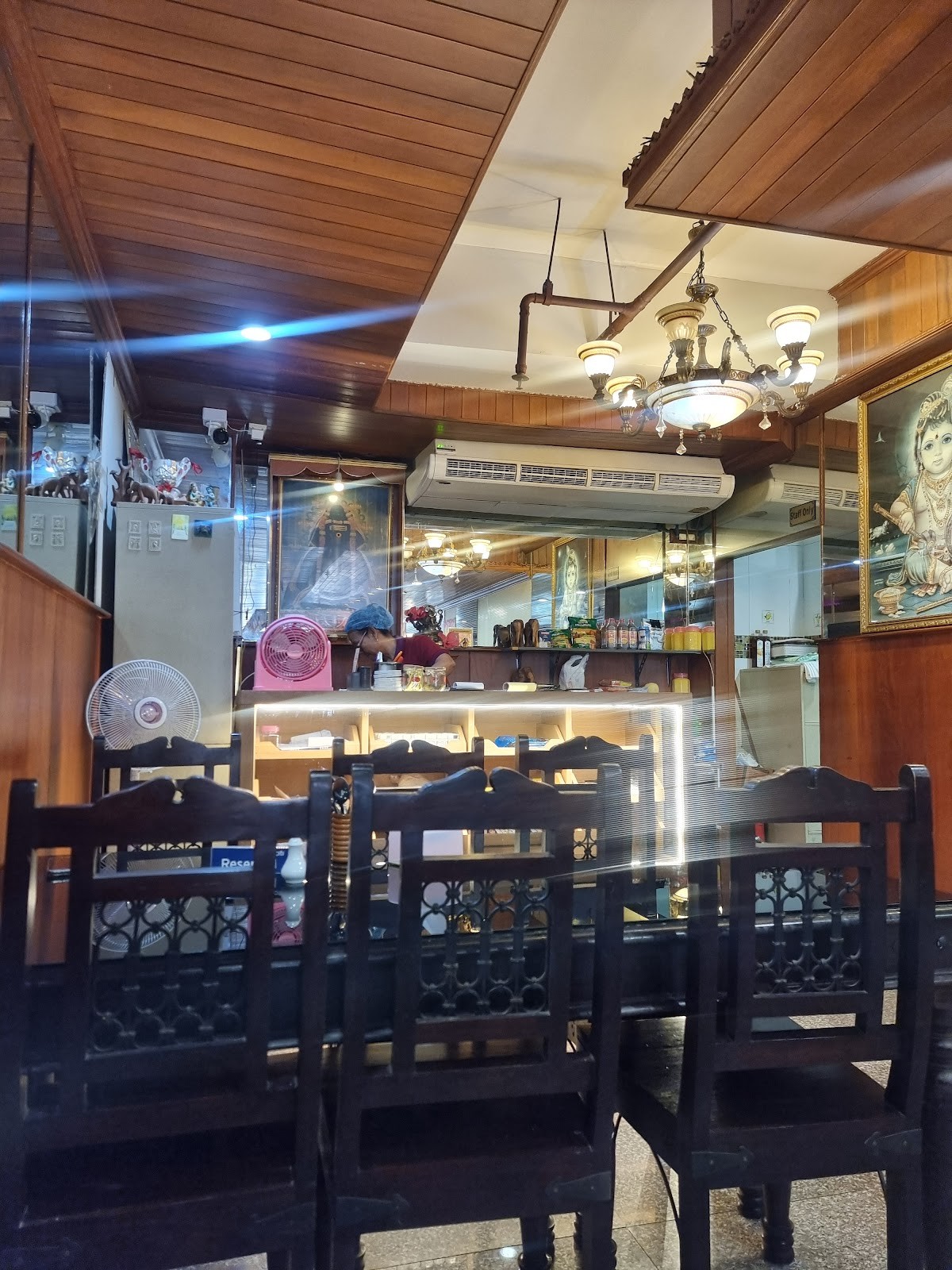 Sri Ganesha Restaurant: the place