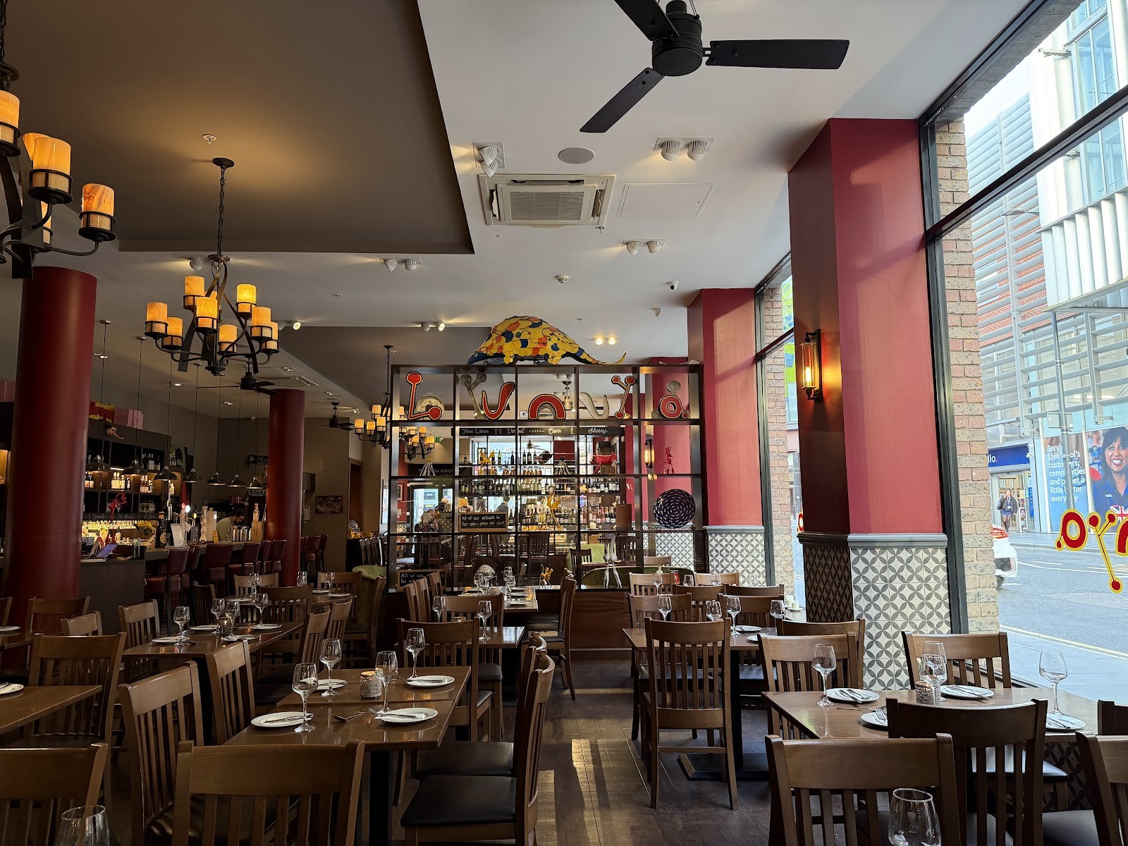 Lunya: the place