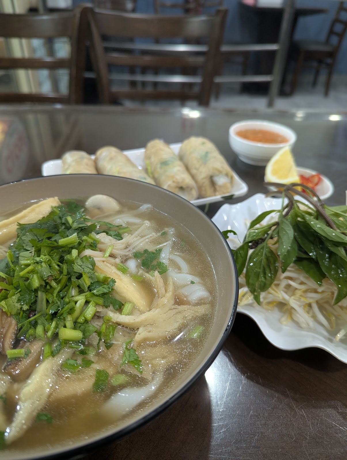 Simple Asian Vegetarian Cuisine: food & drinks