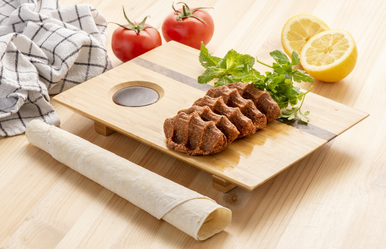 Tadinda Cigköfte: food & drinks