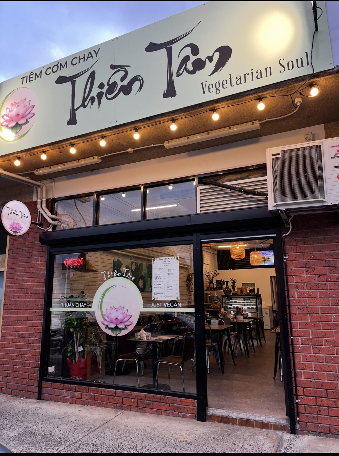 Thiền Tâm Vegetarian Restaurant: the place