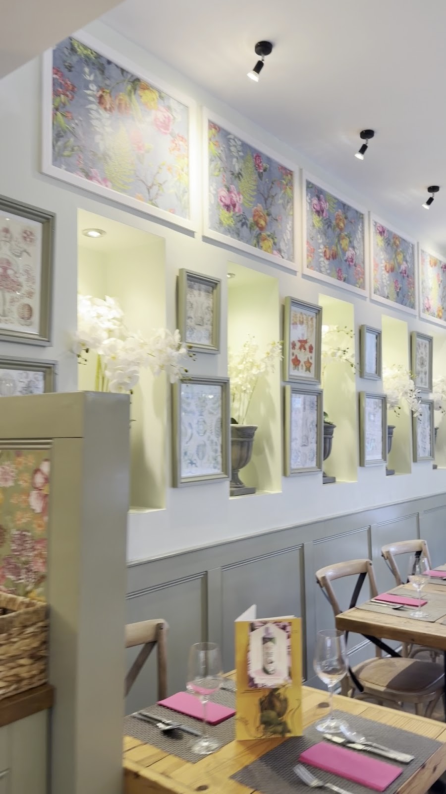 Giggling Squid - Kingston upon Thames: the place