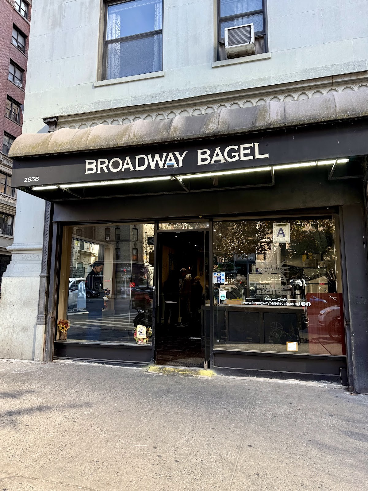 Broadway Bagel: the place