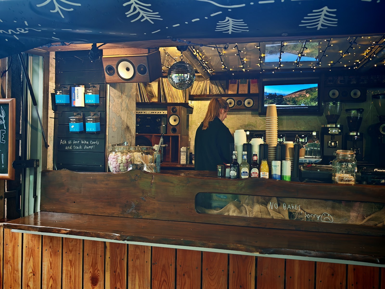 Uplands Roast: the place