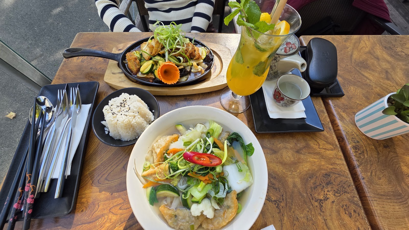 Vevi Restaurant Albertgasse: food & drinks