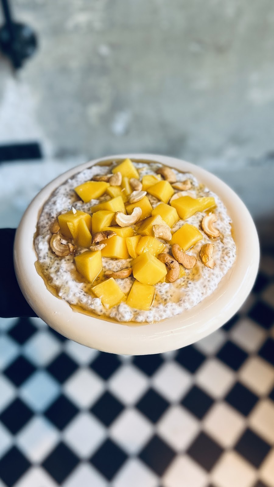 Erste Liebe - specialty coffee | breakfast | natural wine: food & drinks