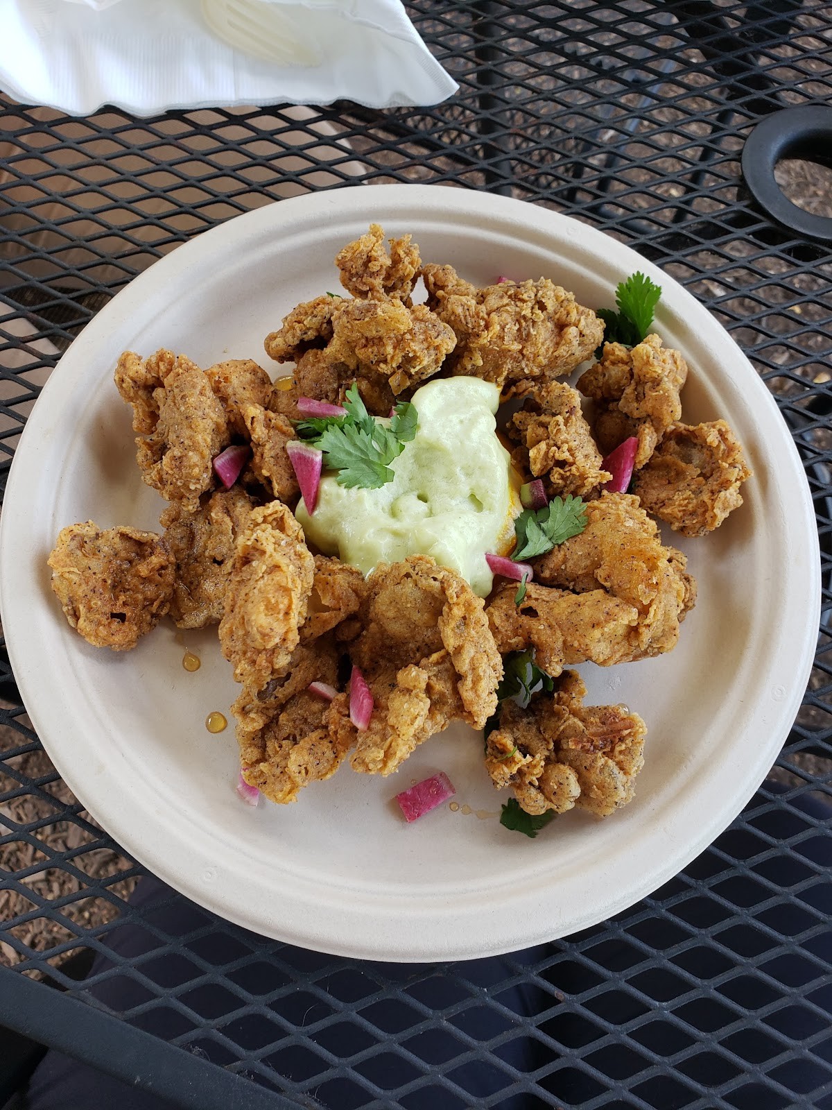 Bistro Vonish: food & drinks