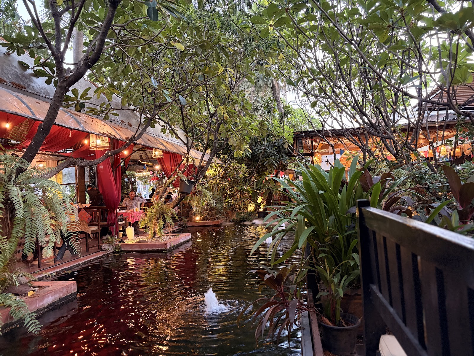 Baik Baik: the place