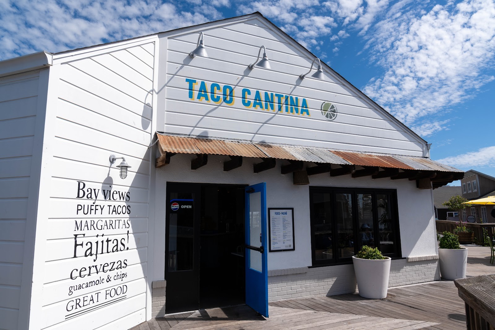 Taco Cantina: the place