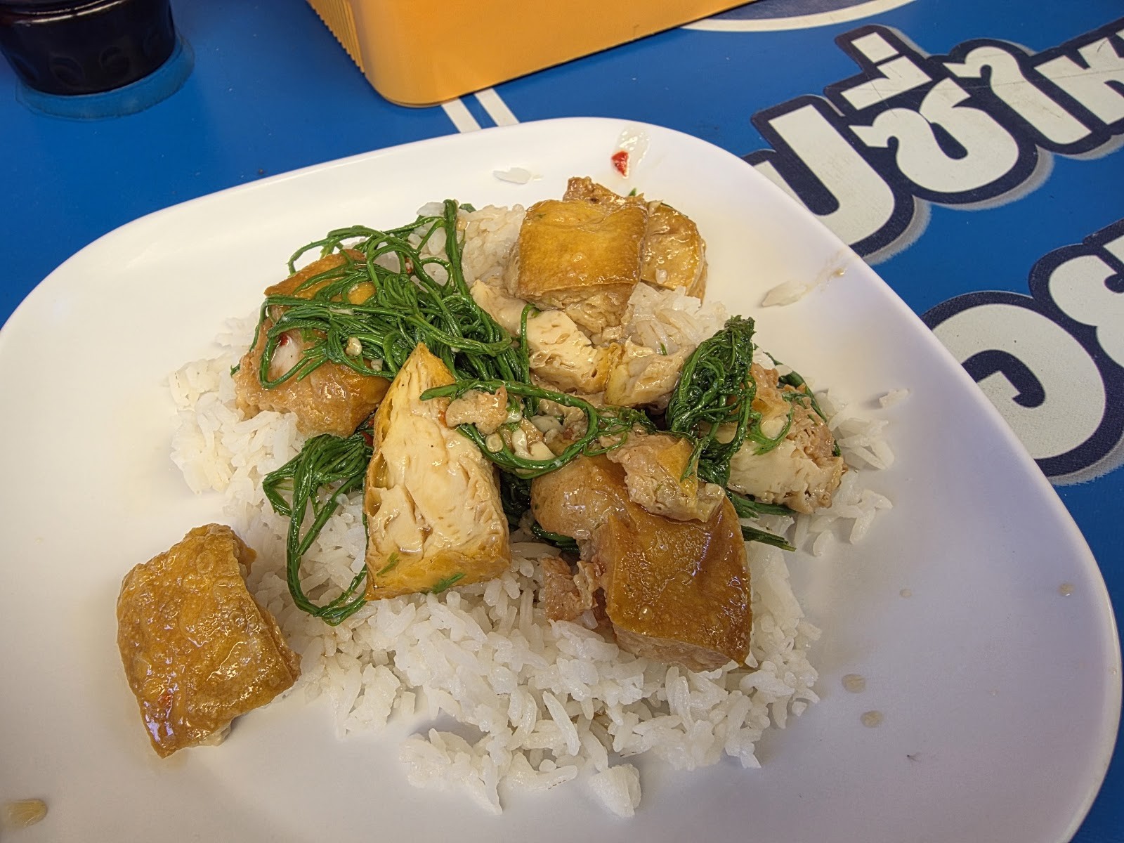 Jae Lee Vegan: food & drinks