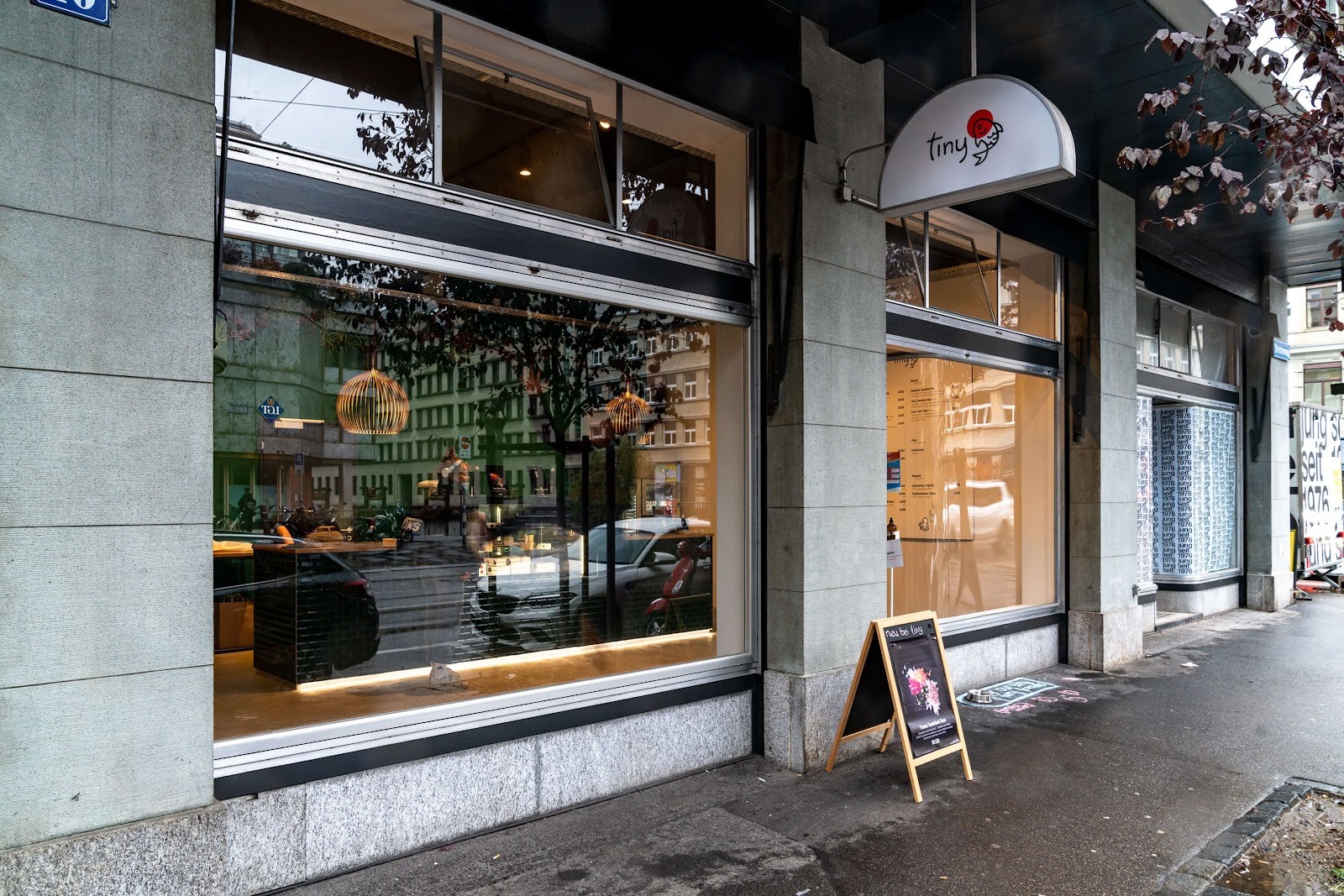 TINYFISH - Zürich Bleicherweg: the place