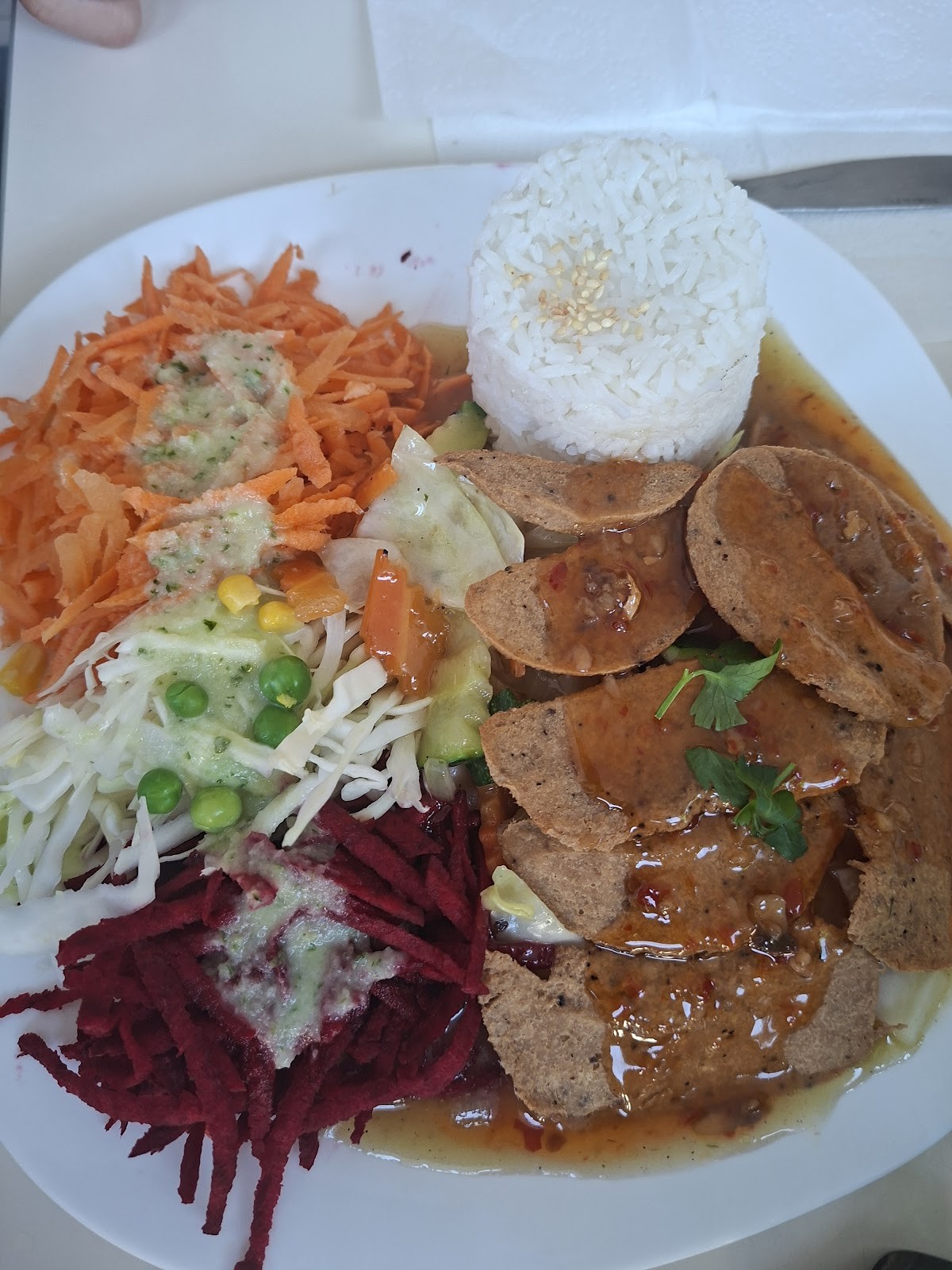 Loving Hut: food & drinks