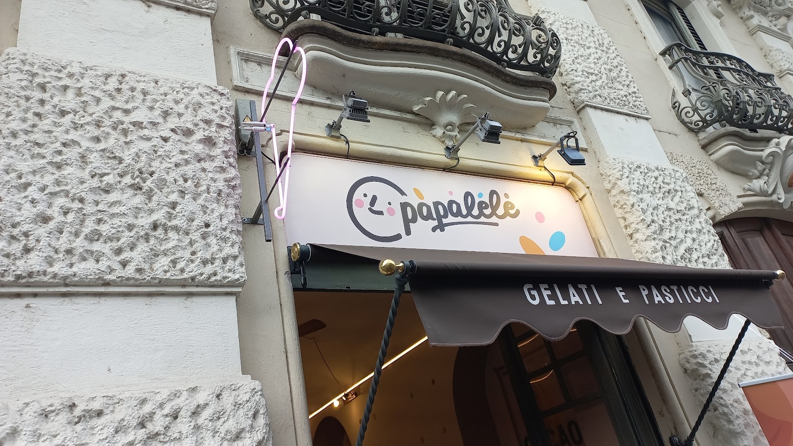 Papalele - Porta Palazzo: the place