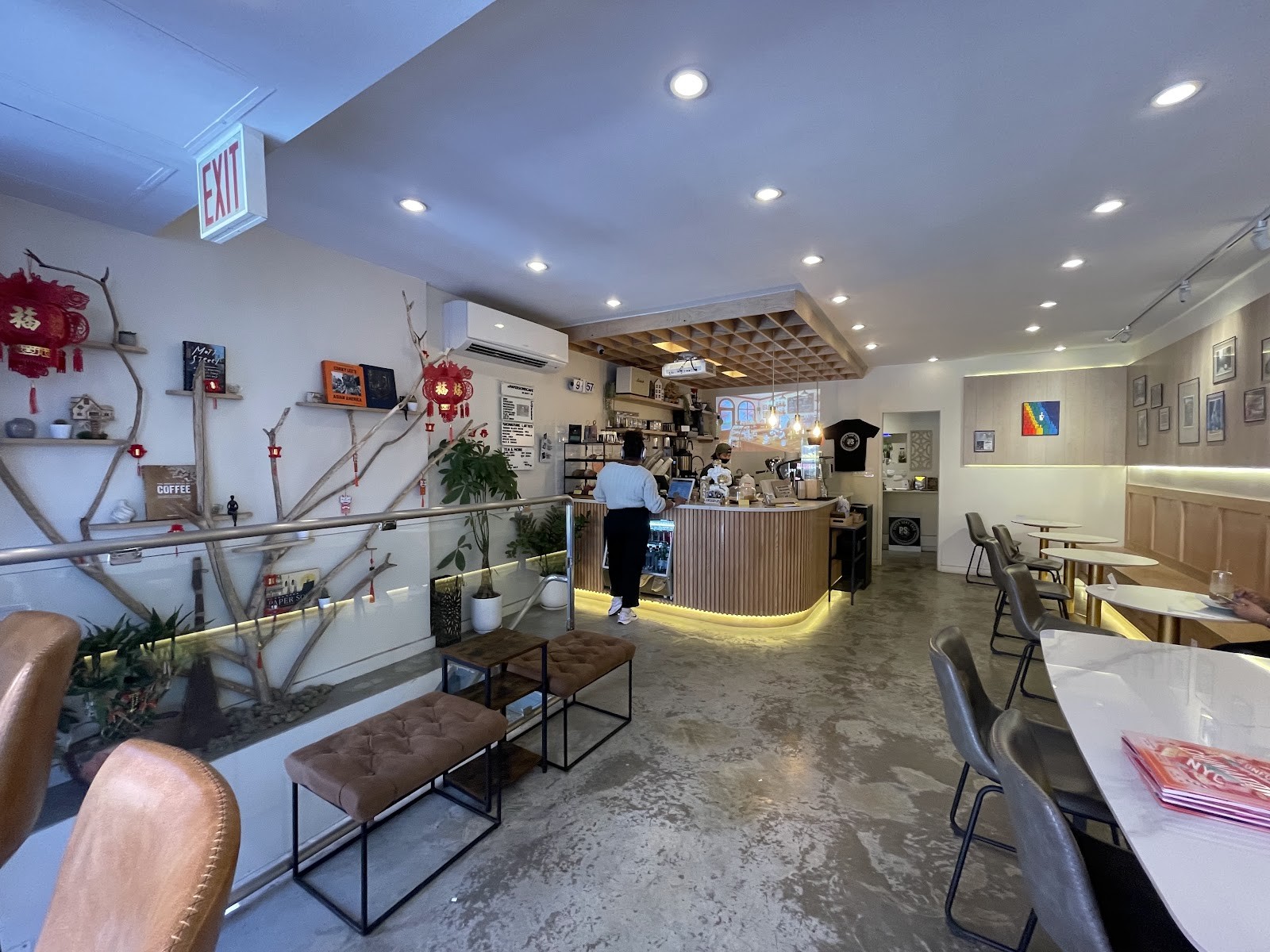 Paper Sons Cafe: the place