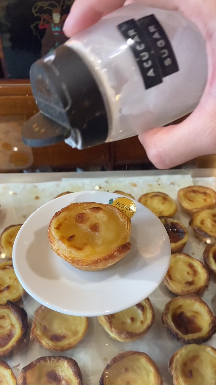Vegan Nata Chiado: food & drinks
