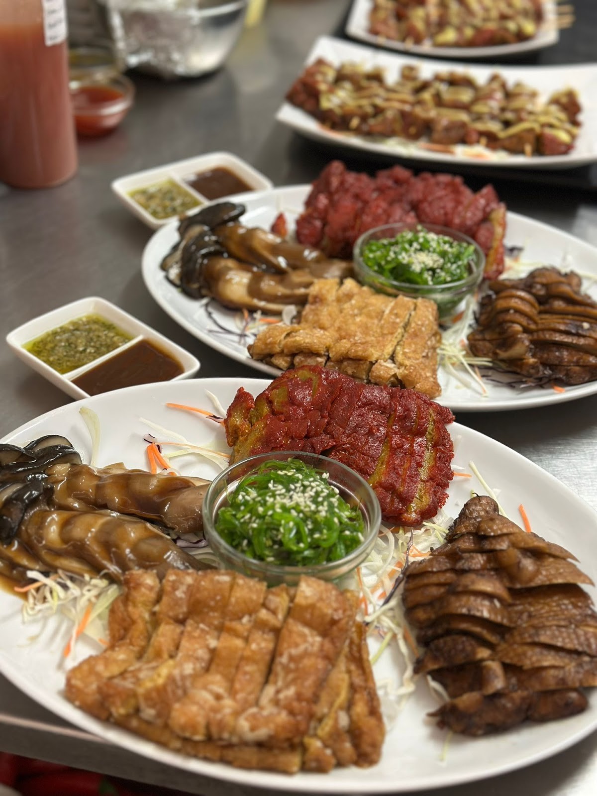 Lotus Plant Based Kitchen: food & drinks
