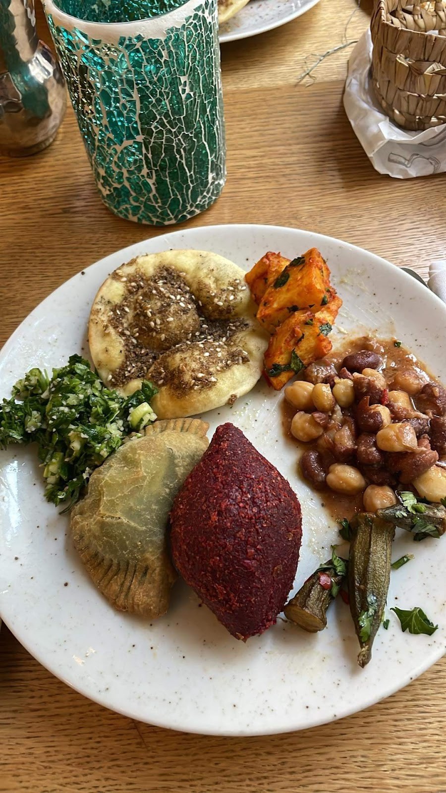 Qasti Green: food & drinks