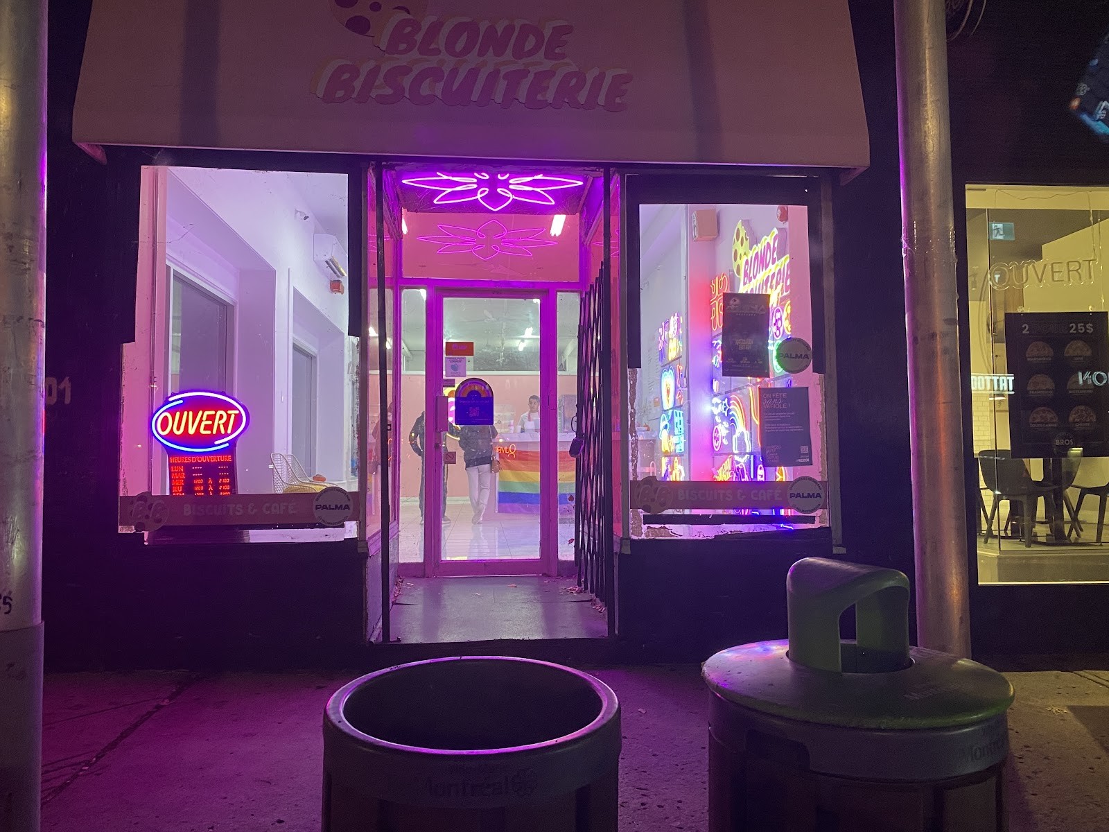 Blonde Biscuiterie: the place
