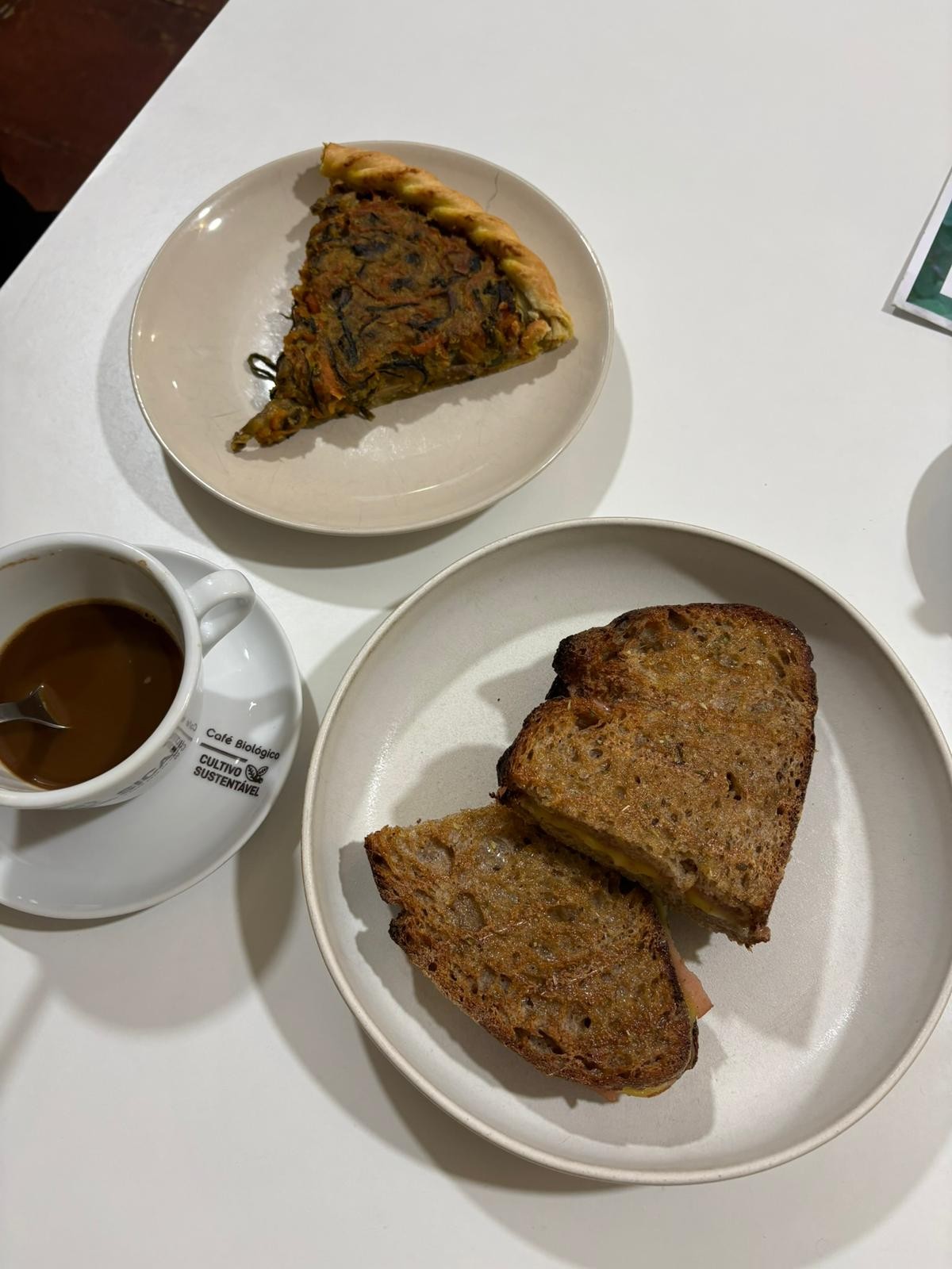 Veganeats Caffe: food & drinks