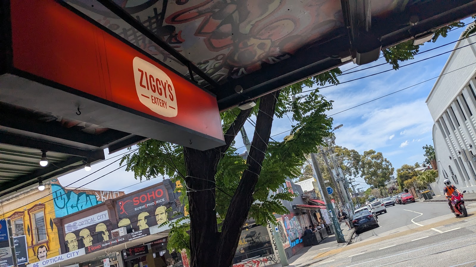 Ziggy's Eatery: the place
