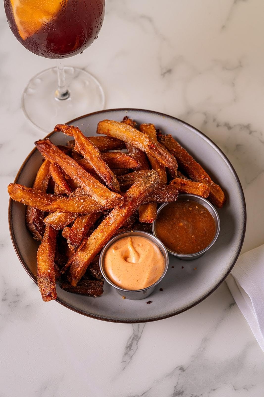 Fitz on 4th: food & drinks