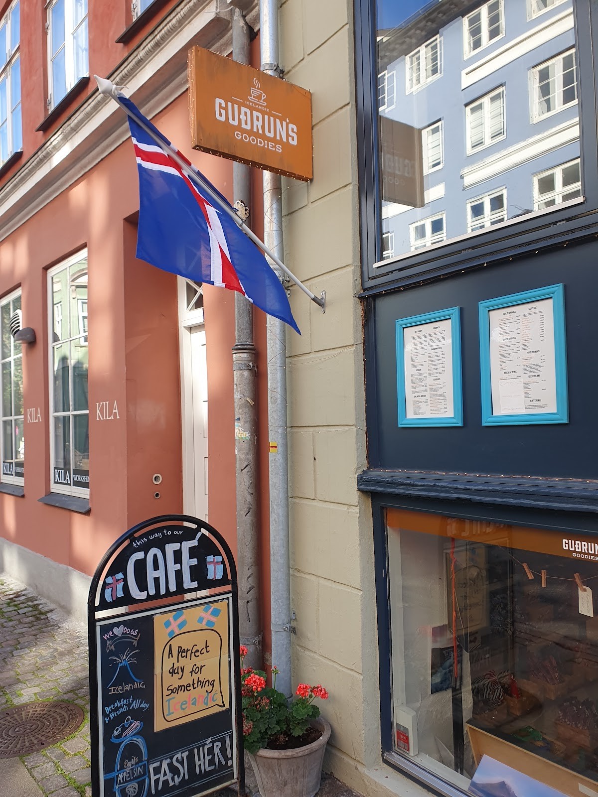 Guðrun's Goodies - Icelandic Café - Coffee Bar: the place