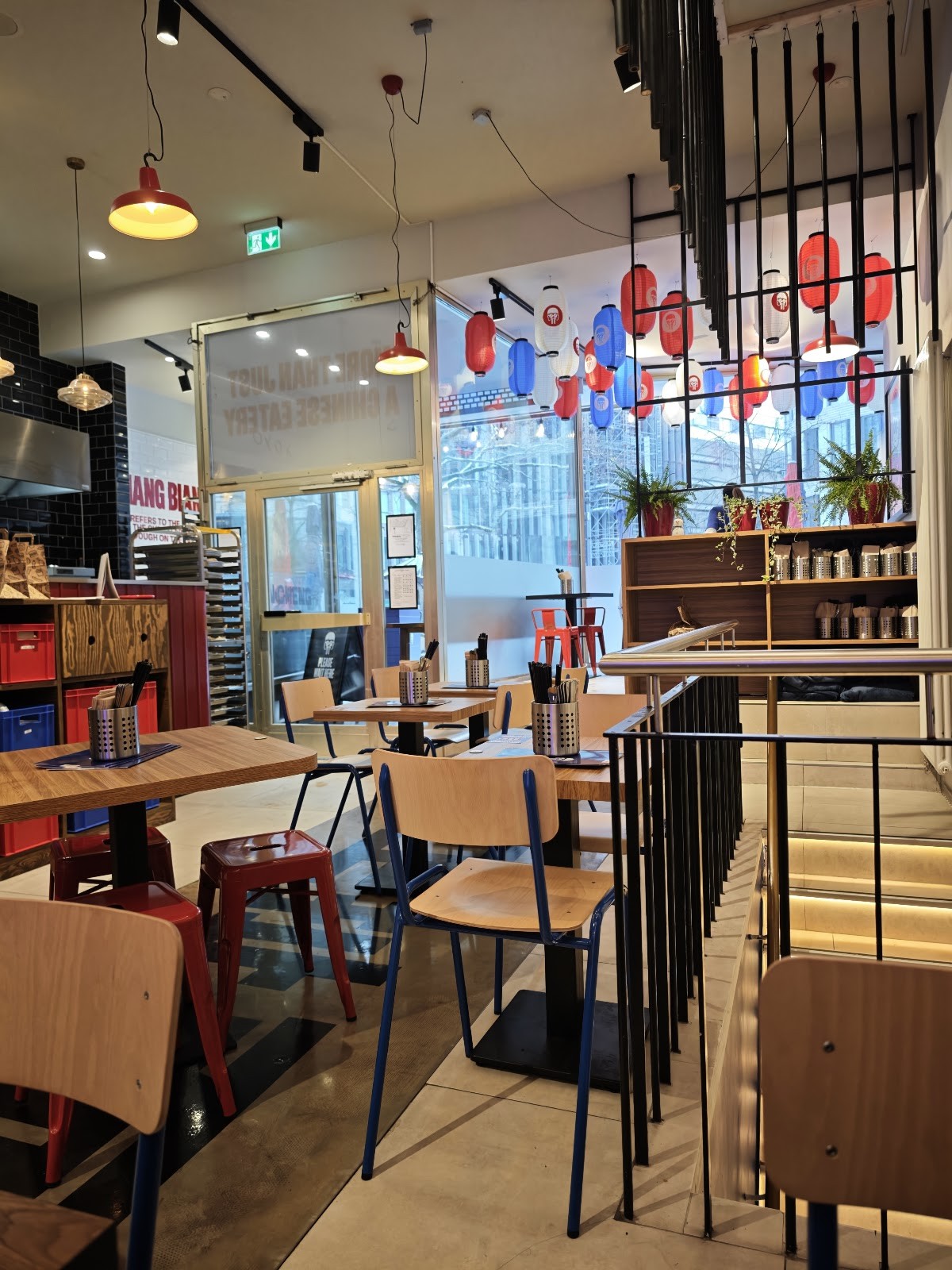 Wen Cheng Ku´damm: the place