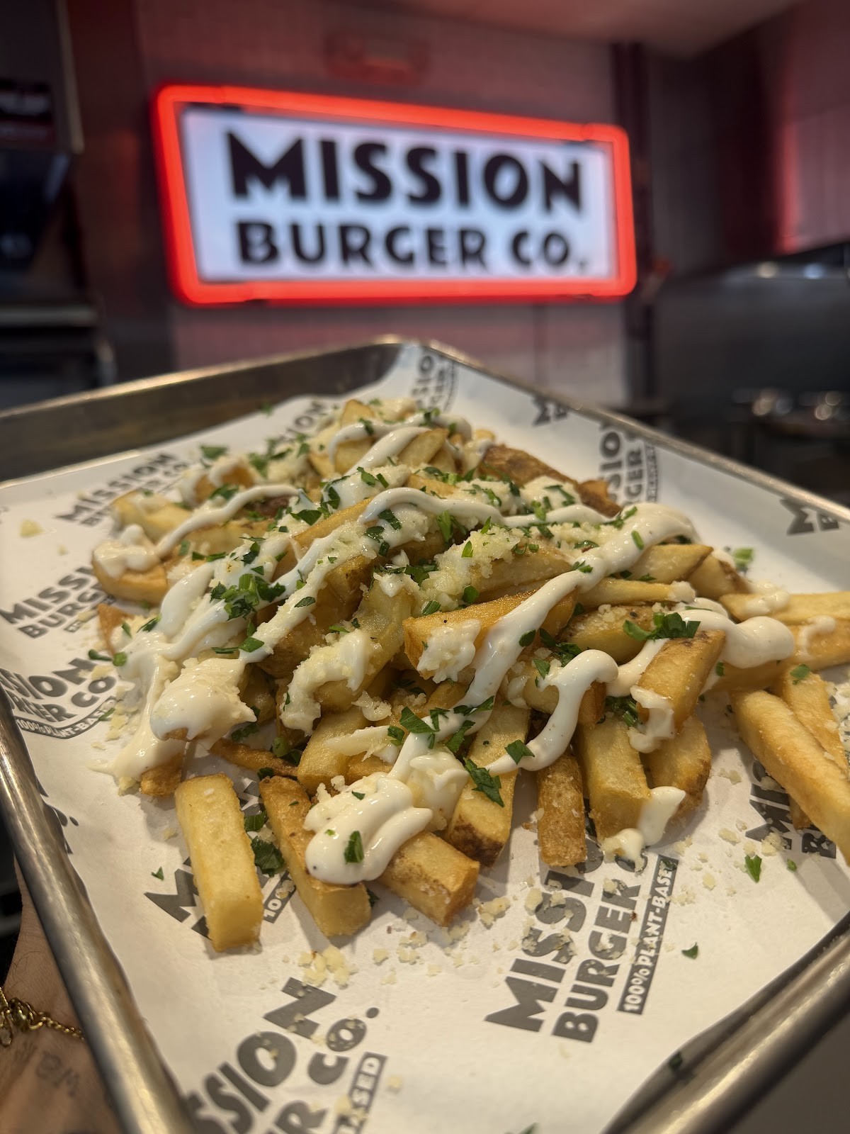 Mission Burger Co.: food & drinks