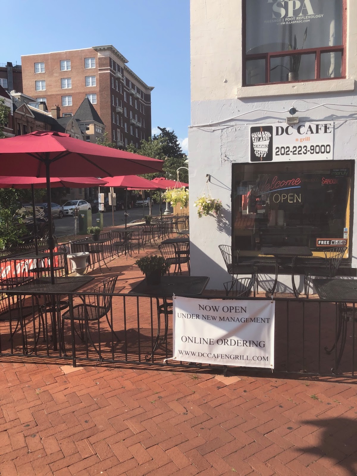 D C Cafe: the place