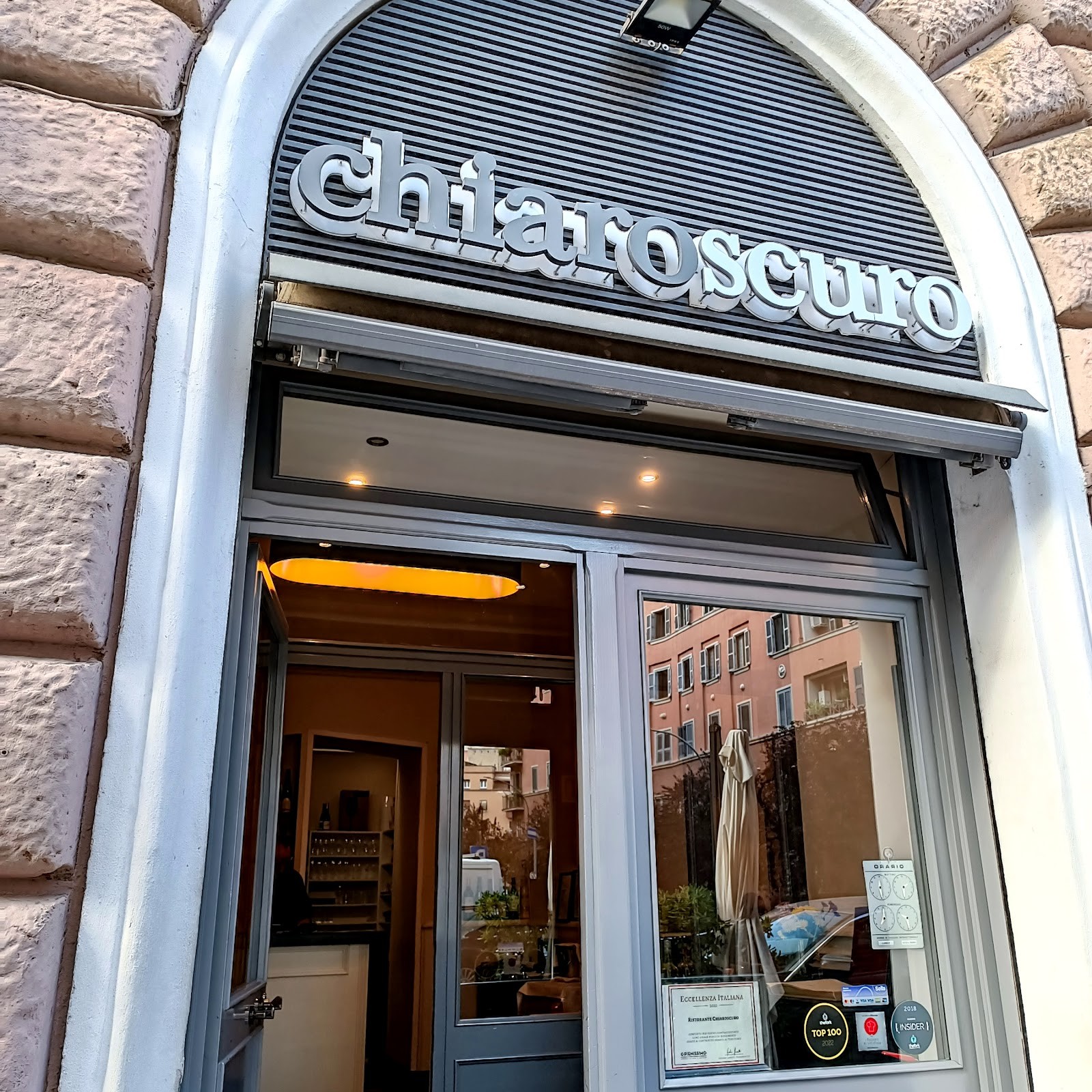 Ristorante di Pesce Chiaroscuro San Giovanni: the place