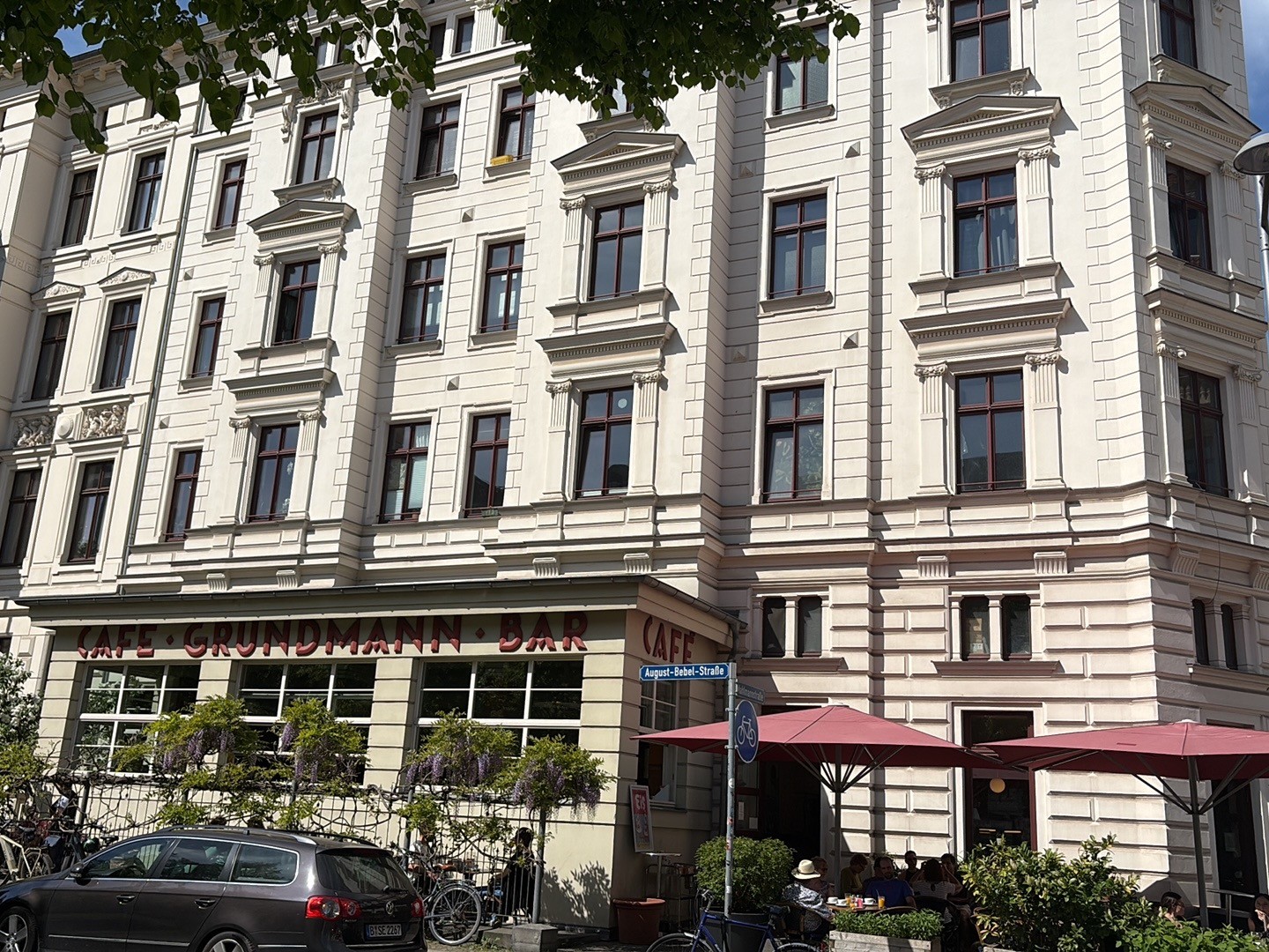 Café Grundmann: the place