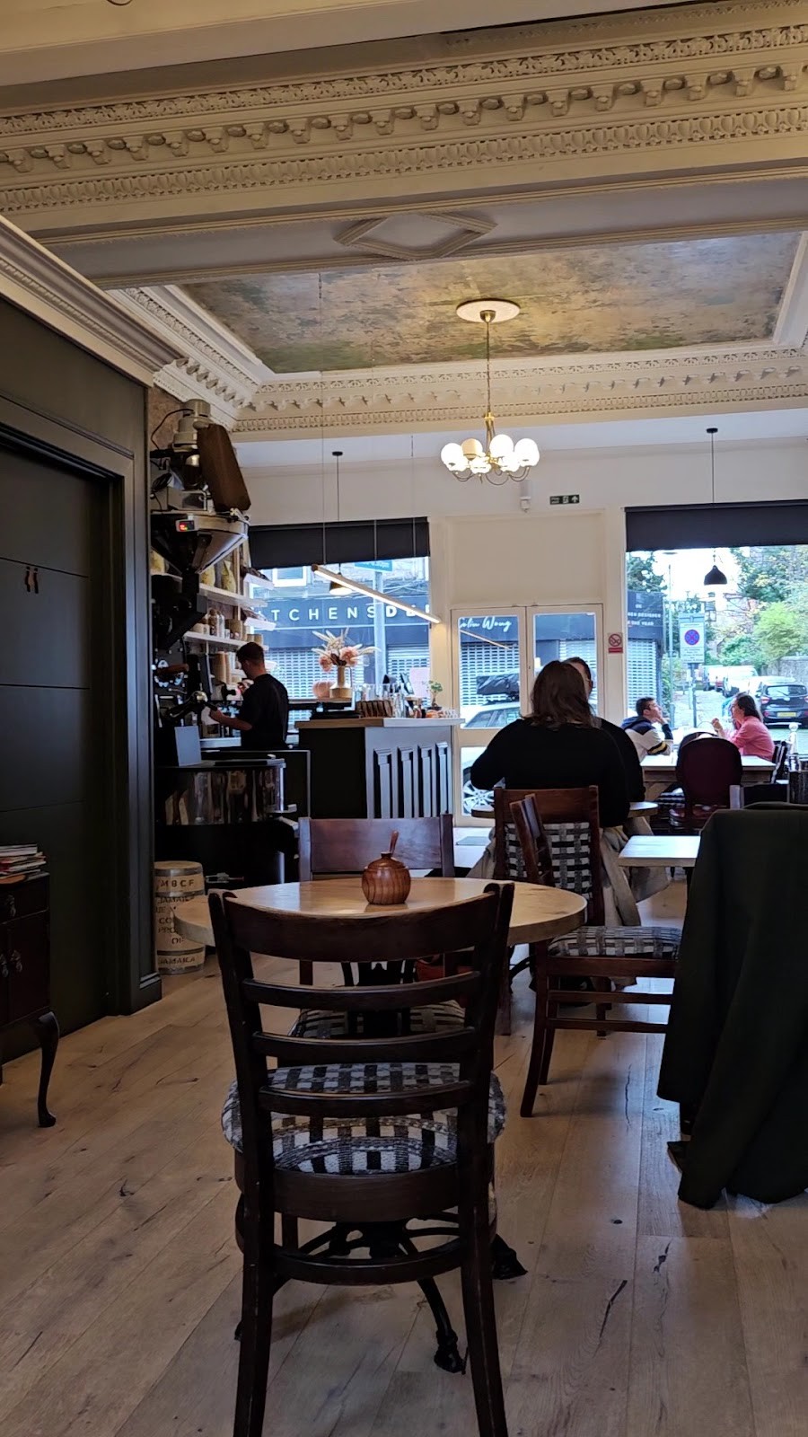 Roasters - Artisan Cafe: the place