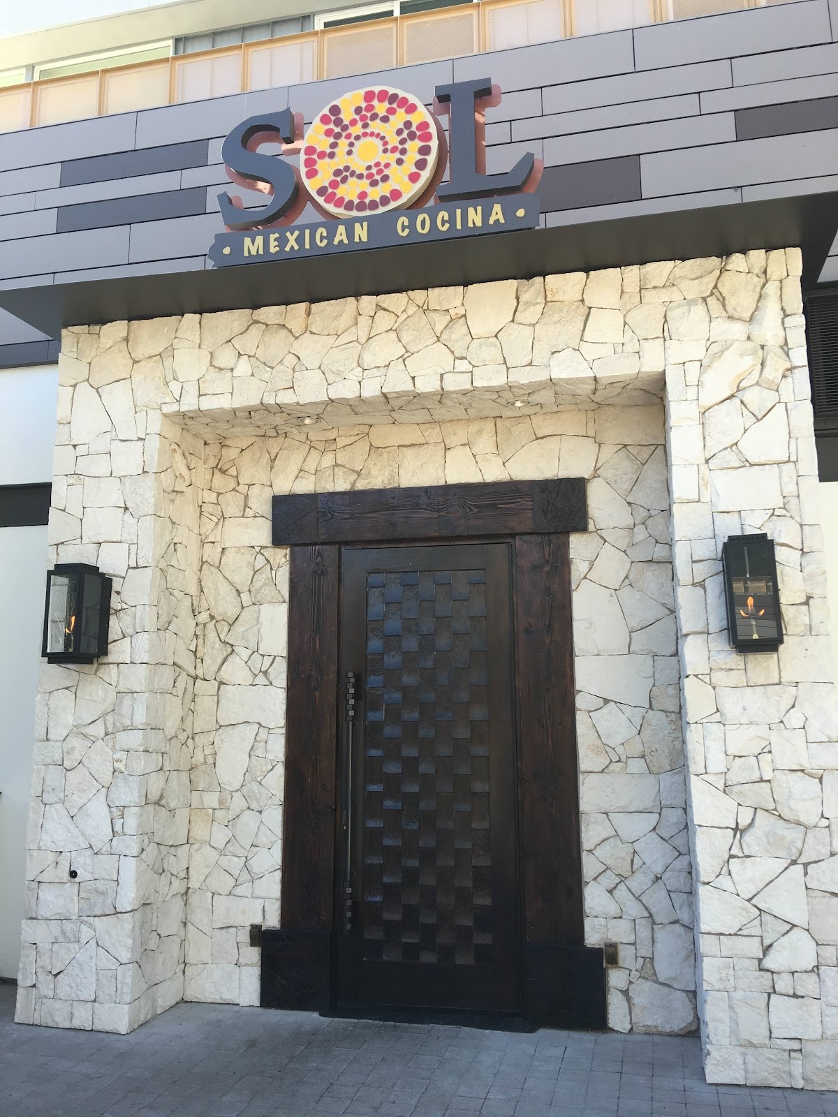 SOL Mexican Cocina: the place