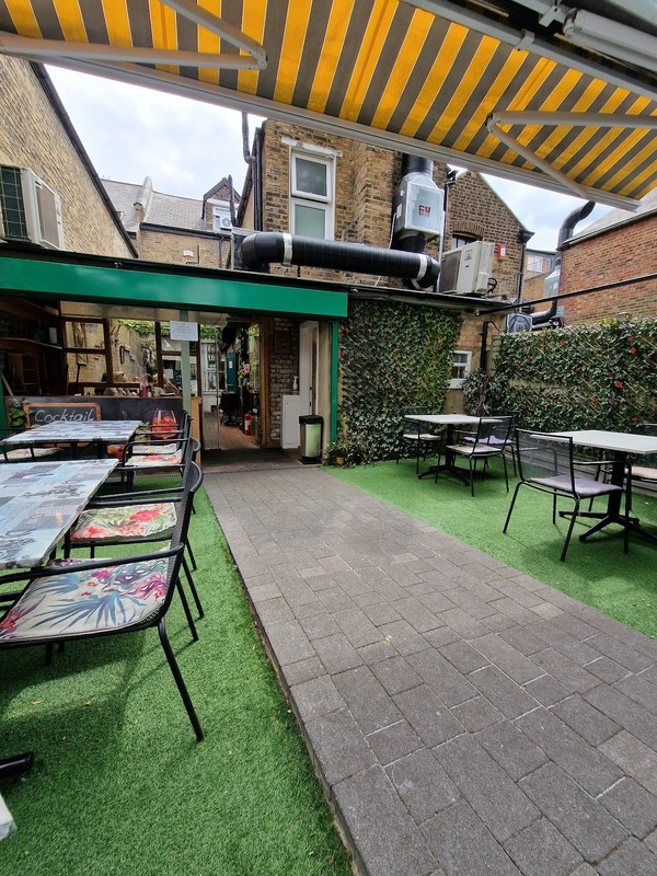 1917 chill cafe: photo 4