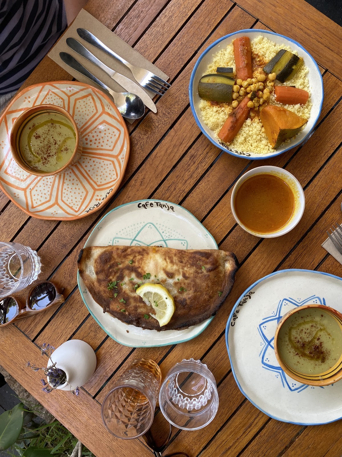 Café Tanja: food & drinks